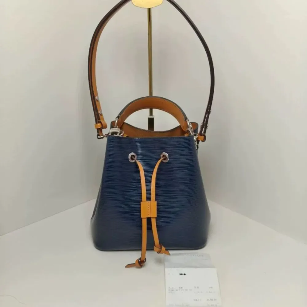 Louis Vuitton Women Pre-Loved Bag Very Good Condition